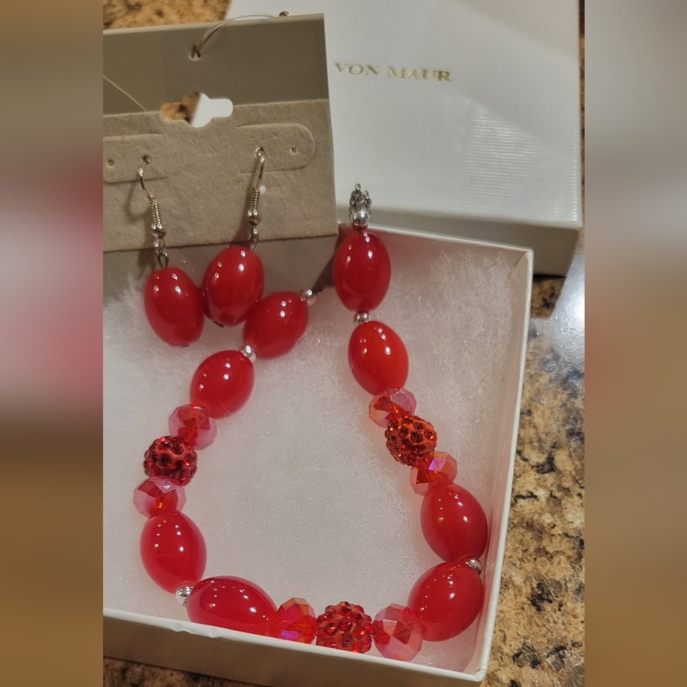 Red Beaded Jewelry Set